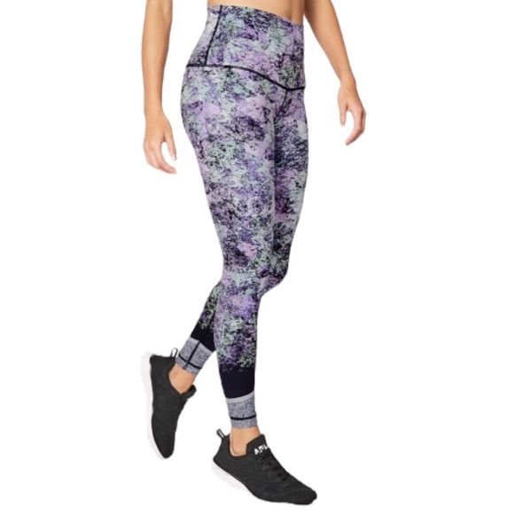 lululemon athletica Pants - Lululemon Wunder Under Hi-Rise Leggings